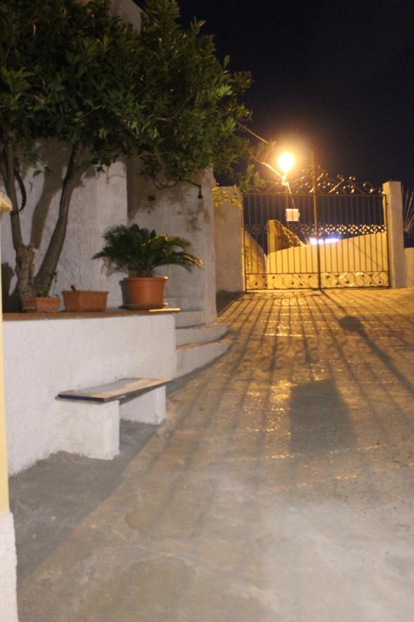 Il Covo Delle Civette Bed & Breakfast Vietri Bagian luar foto
